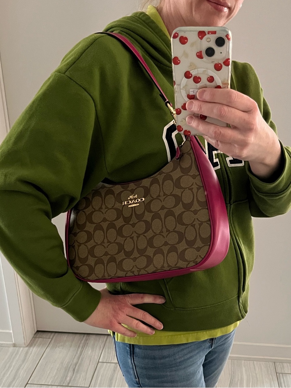 Coach Teri hobo shoulder bag Signature with crossbody strap Bag with Pink Trim